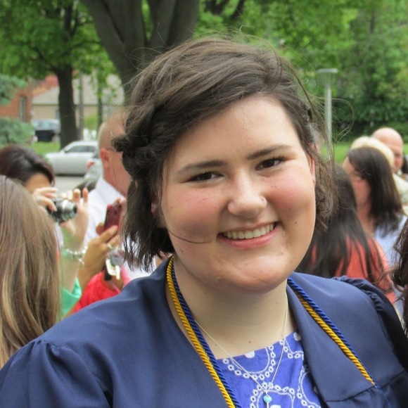 Meet your Posher, Tess - Picture 1 of 1